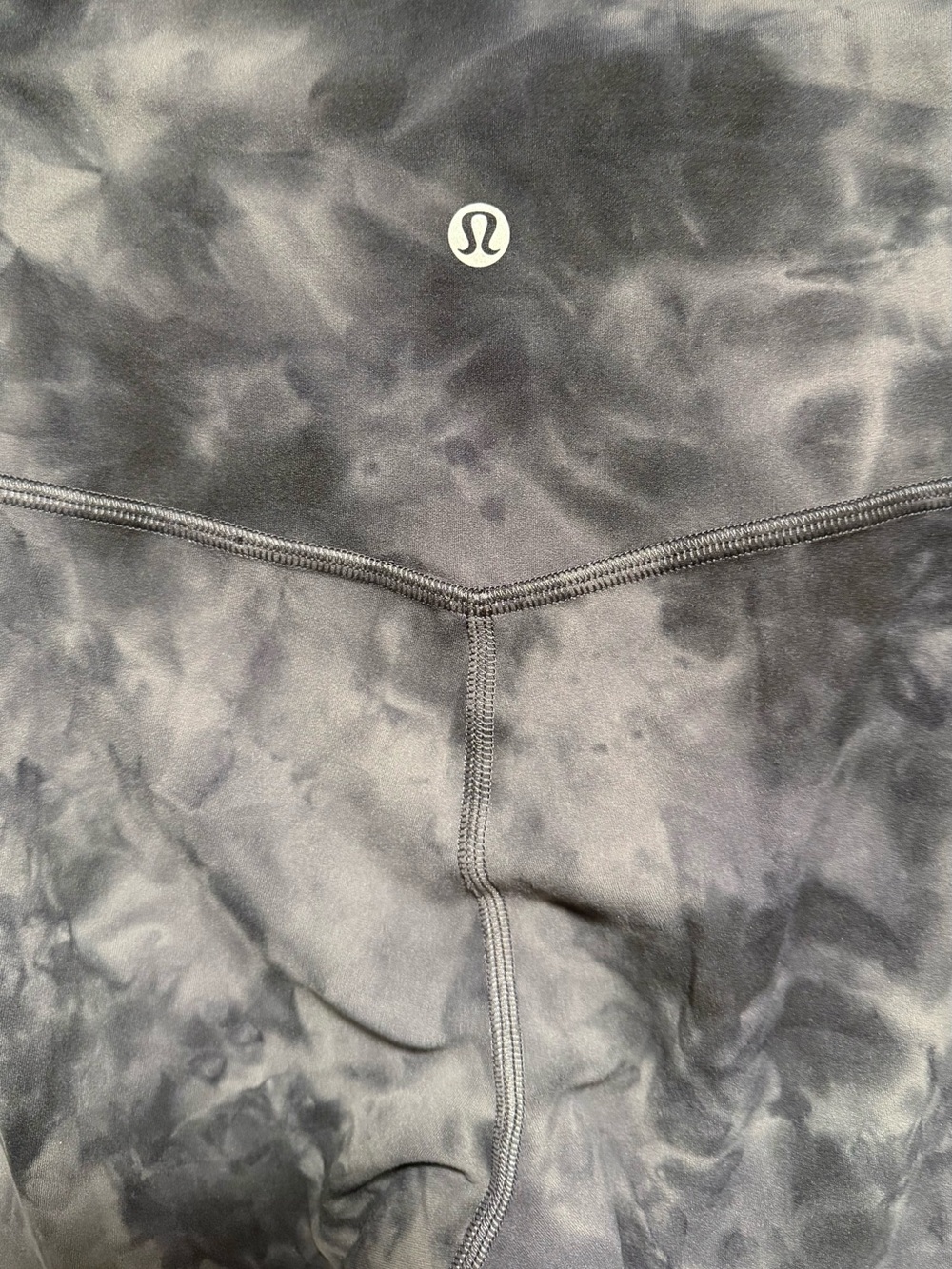 lululemon athletica Black Charcoal Tie-Dye Leggings - Picture 3 of 3